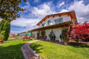 Villa Clara few km from the sea - Happy Rentals